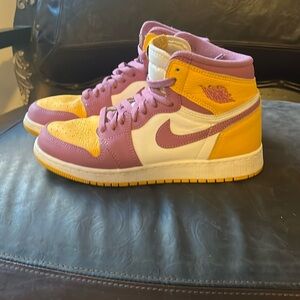 Nike Air Jordan’s purple and yellow high tops boys size 6 women’s size 7